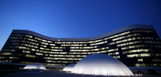 Presidente do TSE sugere a deputados debater sistema eleitoral distrital misto