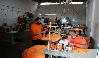 Agepen confecciona uniformes da nova Gameleira com mão de obra prisional