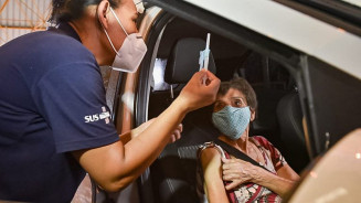 Vacinação avança com força-tarefa e tem quase 4 mil  imunizados em um dia em Campo Grande