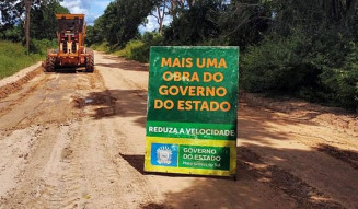 Estradas pantaneiras recebem manutenção para garantir o turismo e o escoamento da sagra