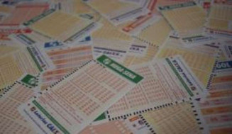 Mega-Sena acumula e pode pagar R$ 8 milhões na terça-feira