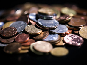 Brasileiros atingem endividamento recorde com 2ª onda