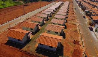 Mais 76 famílias sul-mato-grossenses são contempladas com a casa própria