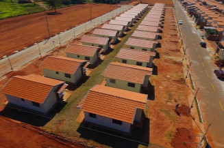 Mais 76 famílias sul-mato-grossenses são contempladas com a casa própria