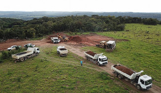 Patrulha da Agesul apoia prefeituras na abertura e manutenção de estradas
