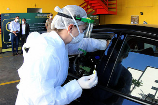 Taxa de contágio cai em MS e governo espera retração da pandemia