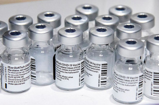 Covid-19: governo compra 100 milhões de doses da vacina da Pfizer