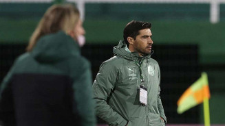 Abel Ferreira inicia semana decisiva para superar desafio pessoal