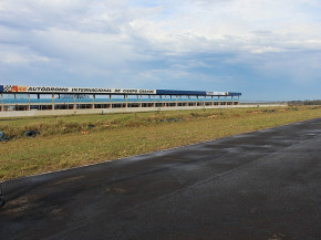 Ladrões furtam fios de cobre e lâmpadas do Autódromo Internacional de Campo Grande