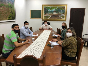 Prefeitura firma parceria com UEMS para 35 vagas para curso de administração pública em Rio Brilhante