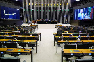 Câmara pode votar nesta quinta MP que autoriza Funai a criar barreiras contra Covid-19 em áreas indígenas