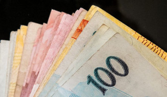 Governo deposita salários dos servidores na segunda-feira