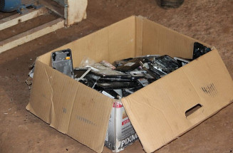 Celulares apreendidos em presídios da Capital são entregues às escolas estaduais