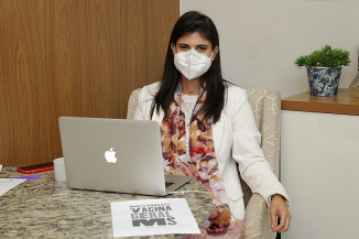 Camila pede inclusão de bancários, caixas de supermercado e mais três grupos como prioridade para vacinação