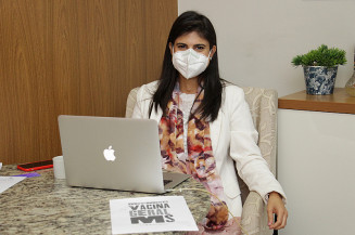 Camila pede inclusão de bancários, caixas de supermercado e mais três grupos como prioridade para vacinação