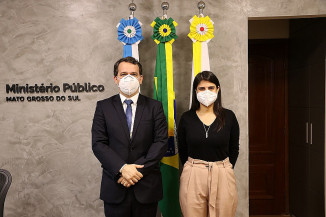 Procurador-Geral de Justiça recebe visita da Vereadora Camila Jara