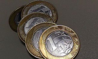 Inflação persiste, mas economia evolui mais que o esperado, diz Copom