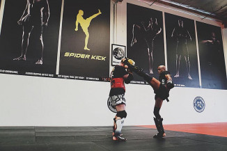 Anderson Silva fará luta de despedida em outubro, confirma UFC