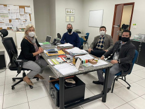 Zanoni e equipe se reúnem com Estado para tratar de programas habitacionais