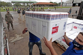 MS recebe 99.410 doses de vacina contra nesta quarta-feira