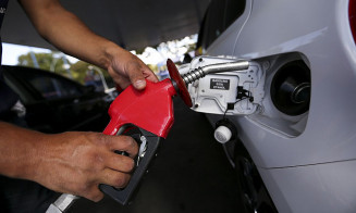 Preços da gasolina, diesel e gás aumentam hoje nas refinarias do Brasil