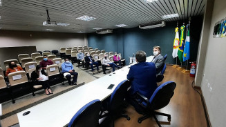 Câmara de Dourados apresenta ao MPE anteprojeto do novo PCCR