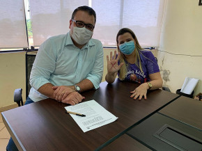 Programa de Cooperação “Sinal Vermelho” vira lei em Dourados, para ajudar mulheres a denunciar a violência doméstica