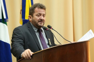 Laudir solicita pavimentação asfáltica, patrolamento e cascalhamento para bairros de Dourados