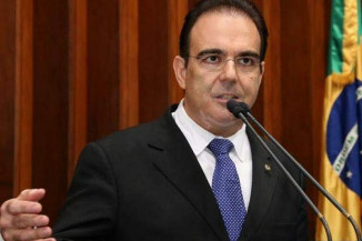 Felipe Orro solicita pavimentação asfáltica de rodovias em Pedro Gomes