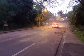 Trecho da Rua Hayel Bon Faker afetado no temporal é liberado em Dourados