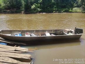 PMA autua três pescadores por pesca ilegal e apreende barco, motor de popa e petrechos de pesca