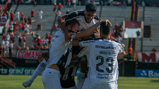 Botafogo vence Brasil de Pelotas e leva Série B do Brasileiro pela 2ª vez