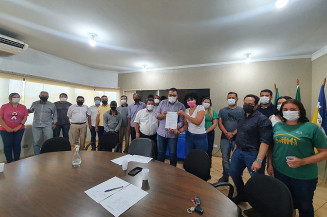 Guedes cumpre compromisso e cria lei histórica para atender Agentes Comunitários de Saúde e de Combate de Endemias