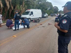 Mulher morre após perder controle e colidir moto contra carro em Bonito