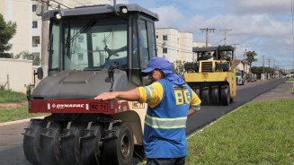Tiradentes ganha novos acessos com asfalto novo