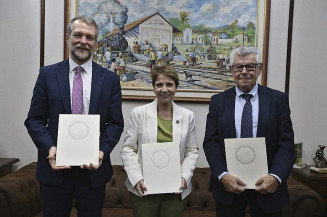 Governo Federal assina protocolo de intenções para a criação do Centro Nacional de Biofármacos e Biomoléculas