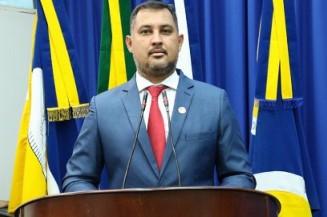 Márcio Pudim solicita urgência nos serviços de iluminação pública do Parques dos Jequitibás