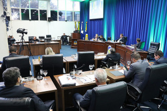 Vereadores aprovam oito projetos na 12ª Sessão Ordinária em Dourados