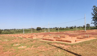 Governo do Estado entrega 50 lotes urbanizados em Jateí
