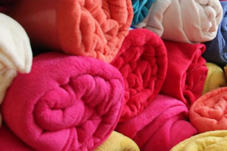 Estado inicia distribuição de 80 mil cobertores que vão aquecer população carente