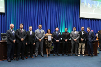 Deumeires Morais recebe Moção de Congratulações e Aplausos na Câmara Municipal de Dourados