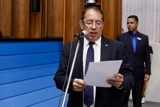 Gerson Claro protesta contra projeto que pede o fim da obrigatoriedade de autoescolas