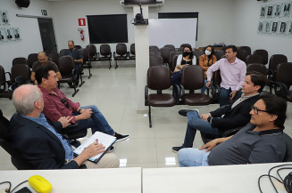 Villasanti luta para equiparar salário de servidores públicos que ganham menos que o mínimo