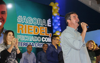 Riedel quer expandir ensino em tempo integral nas escolas de MS