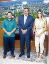 Carlão recebe novo Secretário Municipal da Juventude e secretária-adjunta