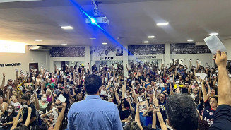 Capital: Professores da rede municipal votam por greve a partir desta sexta
