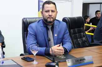 Vereador Janio discute poluição sonora com entidades