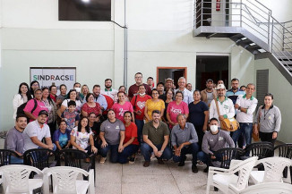 Guedes sanciona lei que garante piso salarial aos agentes comunitários e de endemias