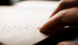 Deficientes visuais podem receber conta de água da Sanesul em braille