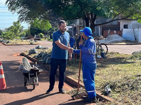 Jânio Miguel tem solicitação atendida com serviço de limpeza geral no Monte Carlo